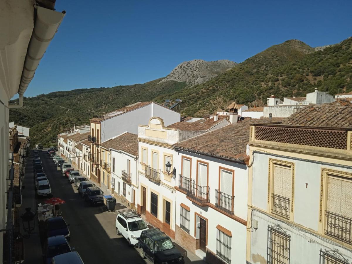 Pension La Sierra Cortes de la Frontera Exterior foto